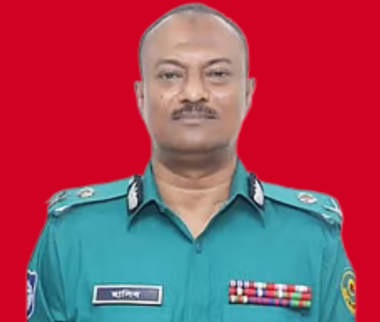 স*ন্ত্রাসীদের দেখামাত্র ব্রা*শফায়ারের নির্দেশ দিলেন চট্টগ্রাম পুলিশ কমিশনার