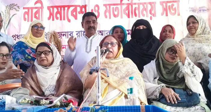 ঠাকুরগাঁওয়ে ভোটের মাঠে মির্জা ফখরুলের স্ত্রী রাহাত আর বেগম