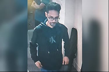 ওসমান হাদিকে গুলি: একজনকে শনাক্ত করেছে পুলিশ