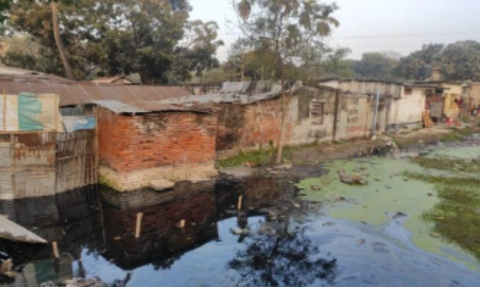 “কেরুর দুর্গন্ধযুক্ত বর্জ্যে প্লাবিত দর্শনা”