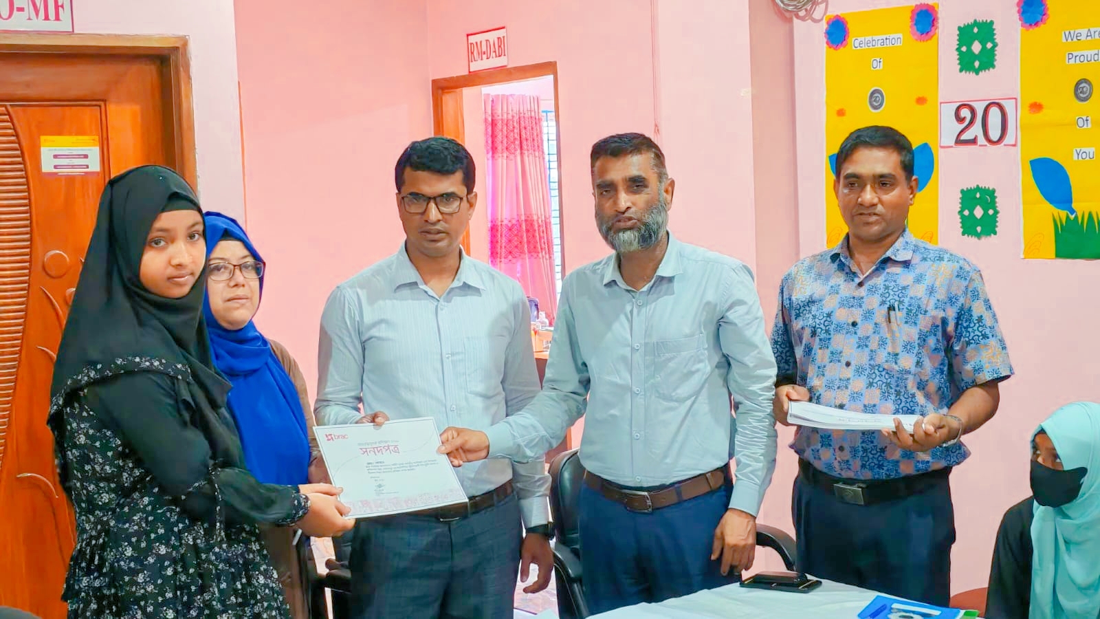 শেরপুর ব্রাকে কিশোরীদের কর্মসংস্থান, আয়বৃদ্ধিমূলক কর্মকাণ্ড ও টিকাদান বিষয়ে প্রশিক্ষণ অনুষ্ঠিত